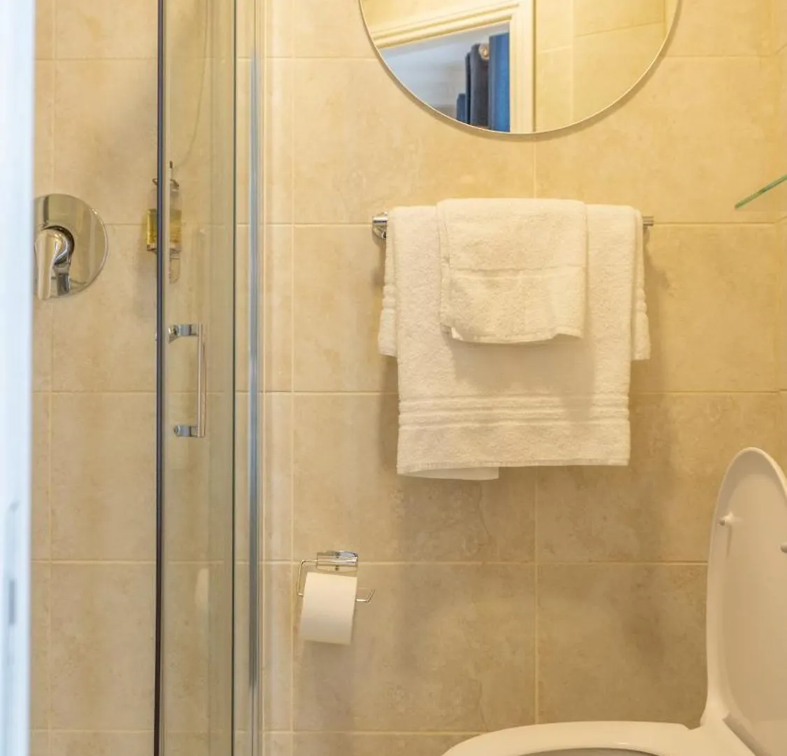 מלון דבלין Eccles Townhouse בית הארחה
